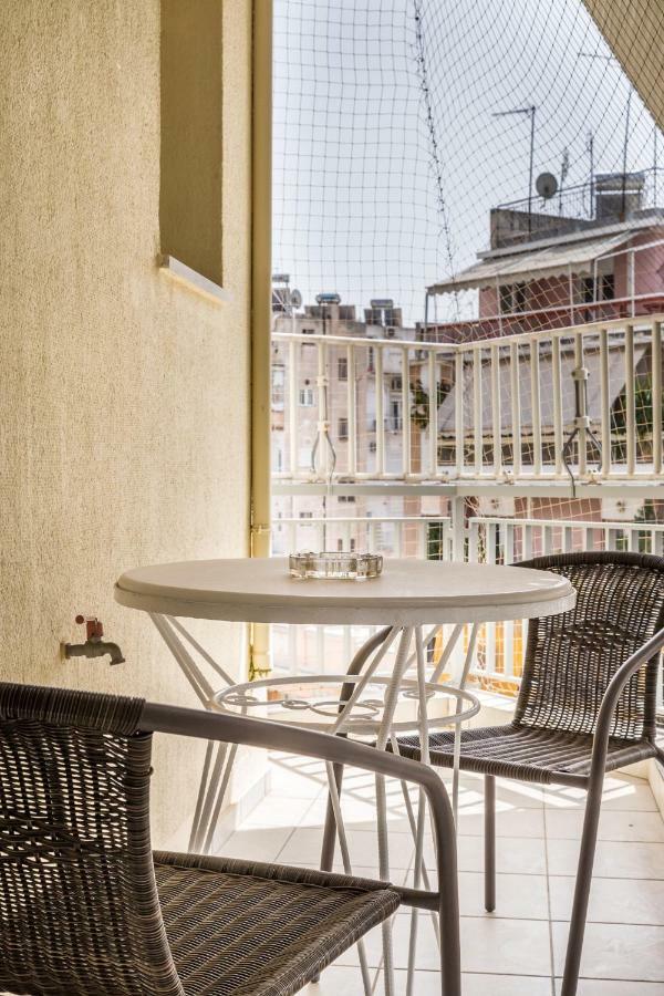 Classy 2 Bedroom Apartment Near Acropolis & Metro Athens Exterior photo