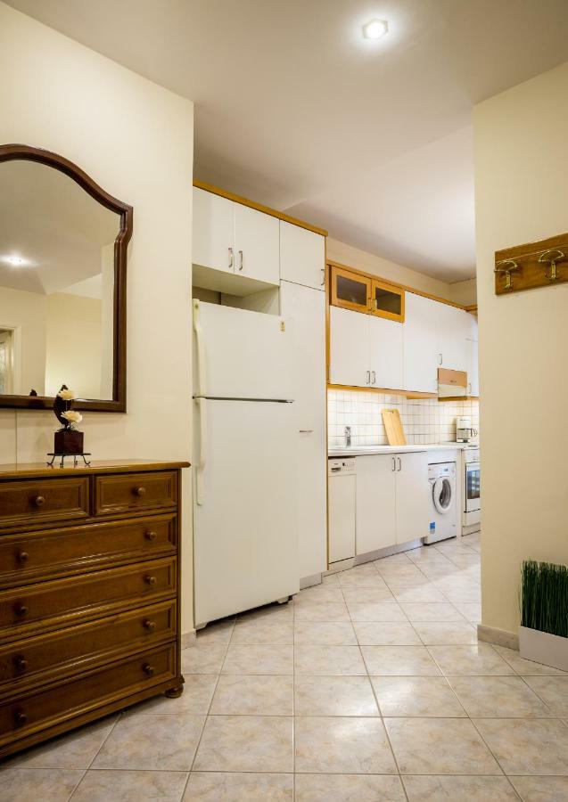 Classy 2 Bedroom Apartment Near Acropolis & Metro Athens Exterior photo