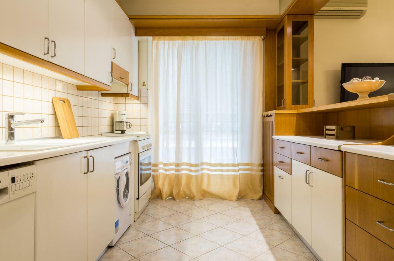 Classy 2 Bedroom Apartment Near Acropolis & Metro Athens Exterior photo
